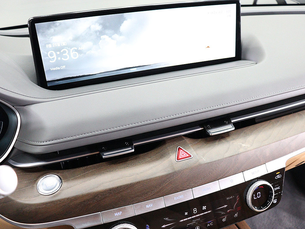 GENESIS G80 RG3 2022