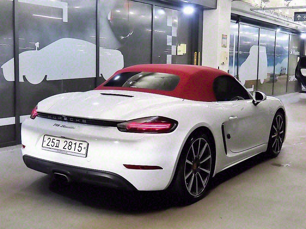 PORSCHE 718 BOXSTER 2017