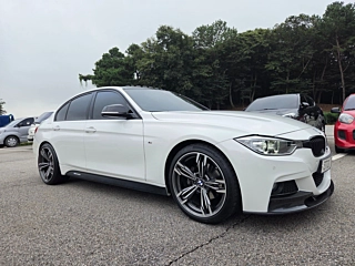 BMW 3-SERIES F30 2015