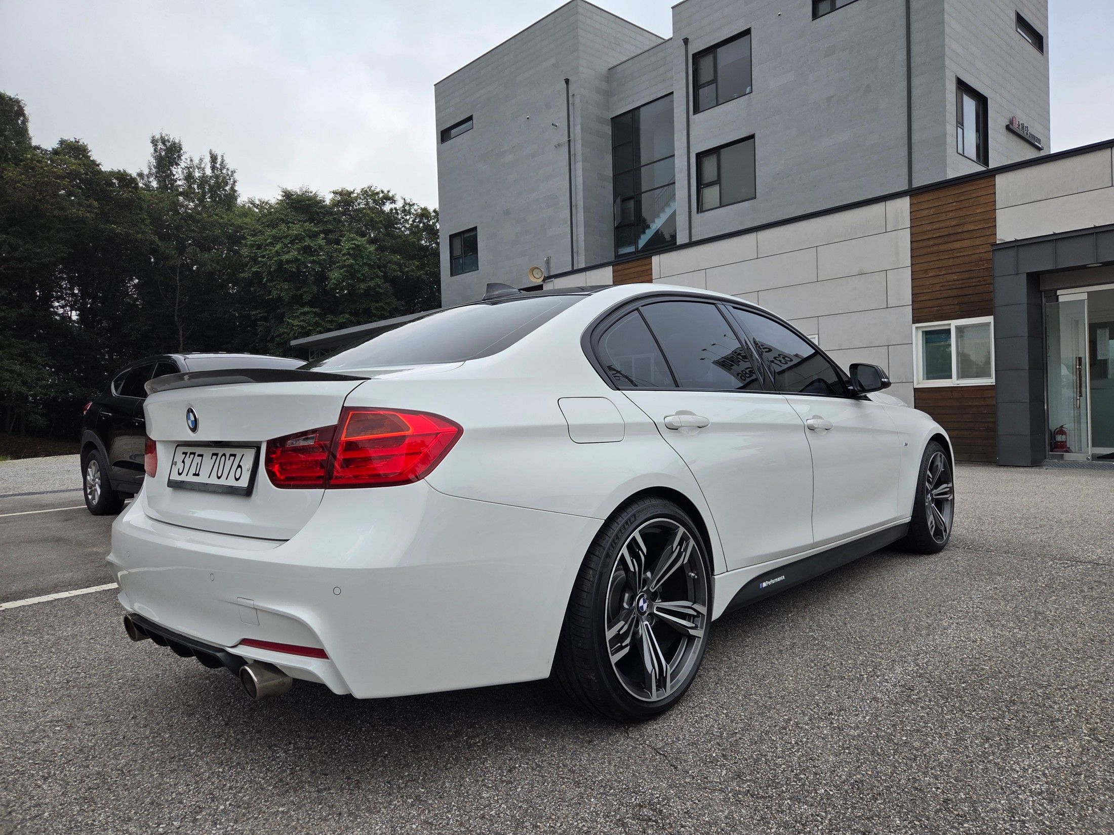 BMW 3-SERIES F30 2015