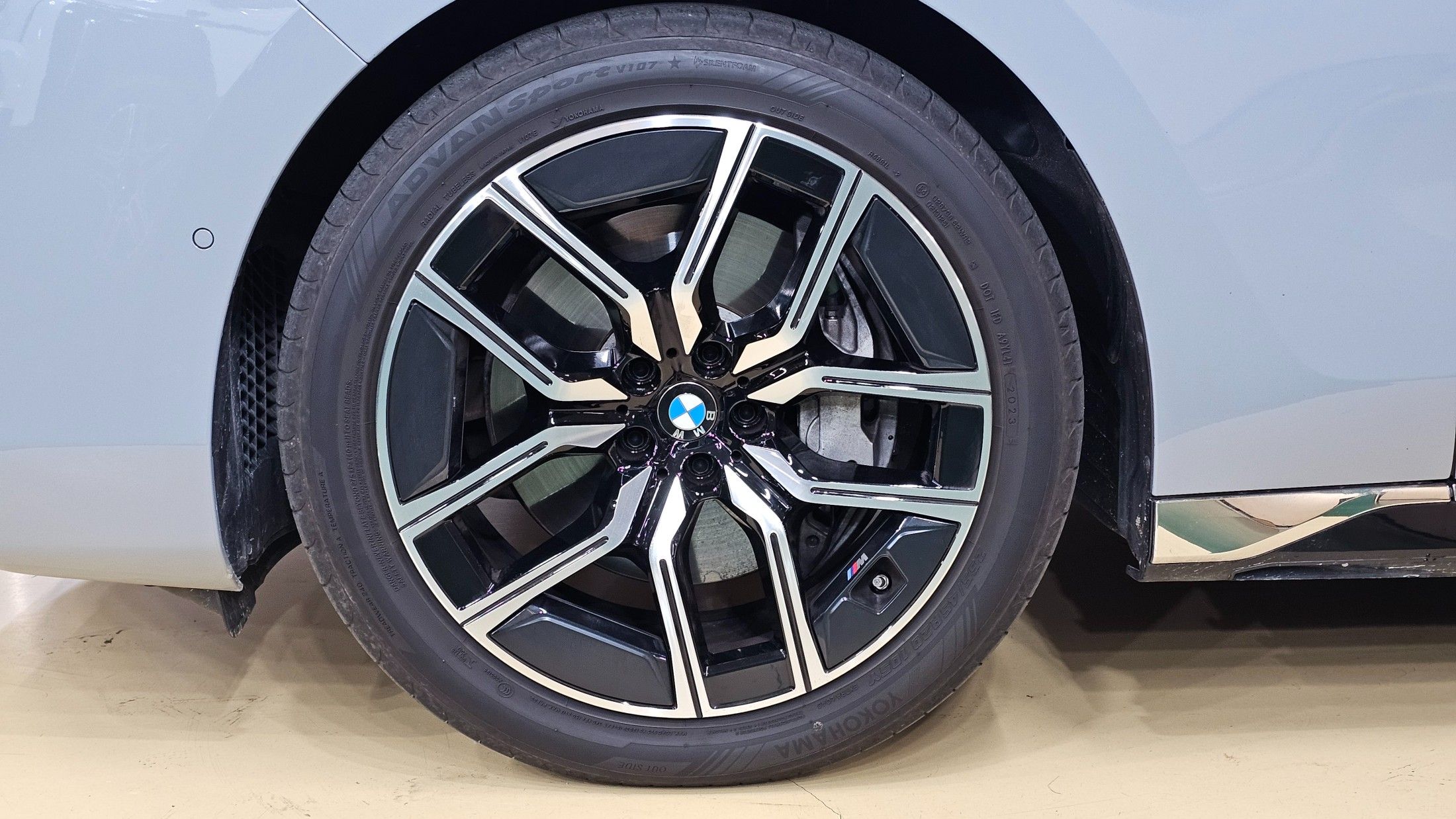 BMW 7-SERIES G70 2024