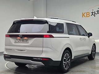 KIA CARNIVAL  2021