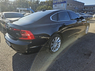 VOLVO S90 2017