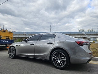 MASERATI GHIBLI 2018