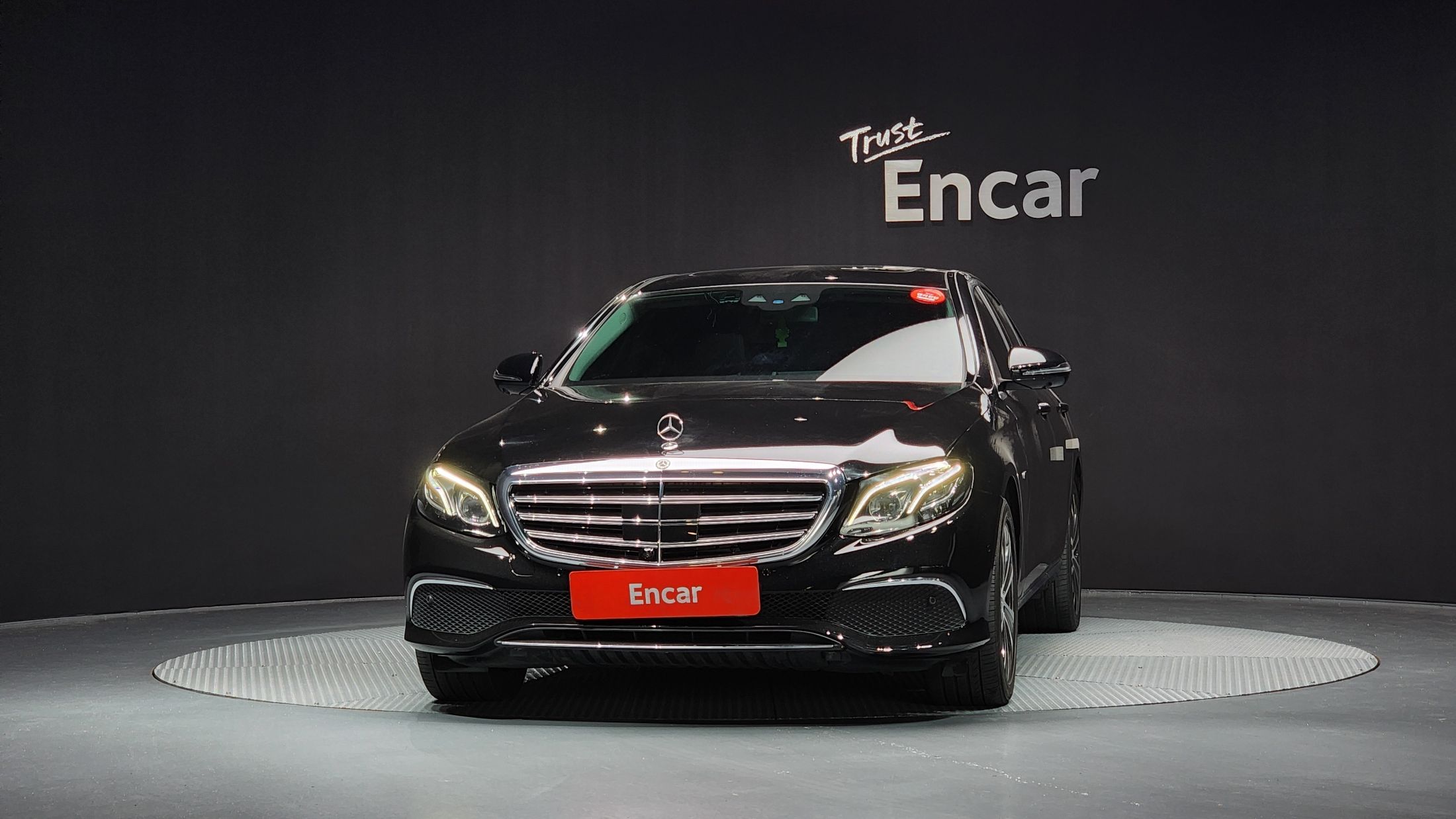 MERCEDES BENZ E-CLASS W213 2020