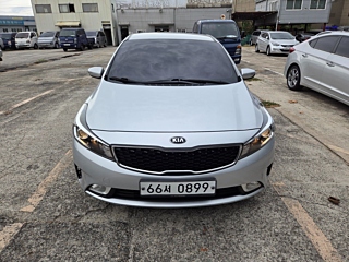 KIA K3 2016