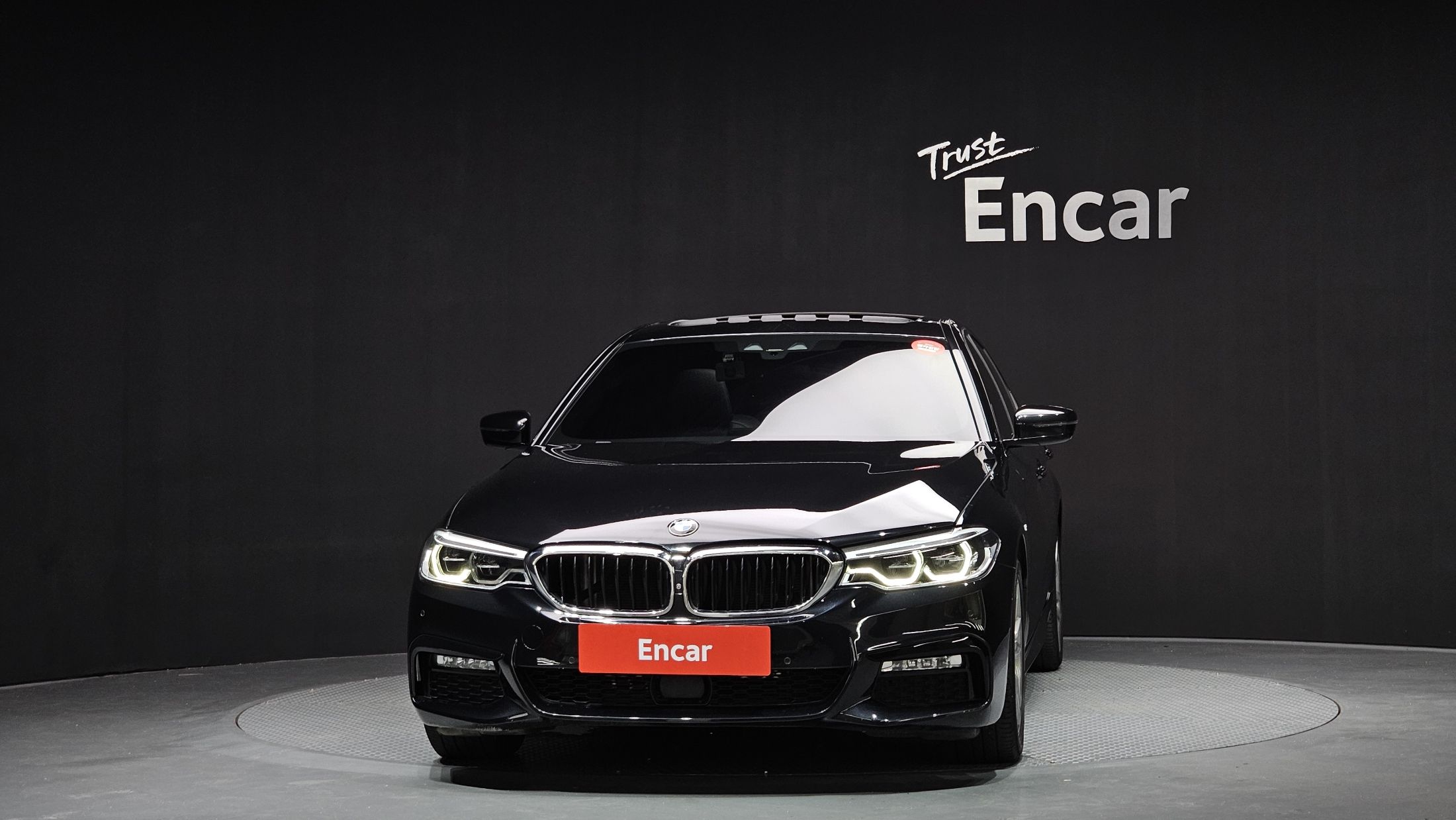 BMW 5-SERIES G30 2017