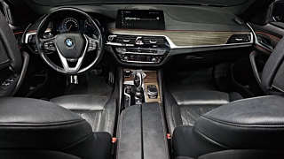 BMW 5-SERIES G30 2017