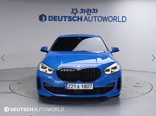 BMW 1-SERIES F40 2021