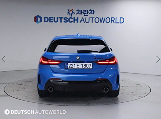 BMW 1-SERIES F40 2021