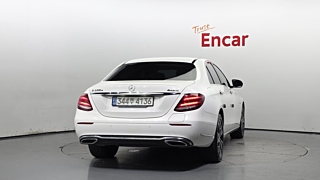MERCEDES BENZ E-CLASS W213 2020