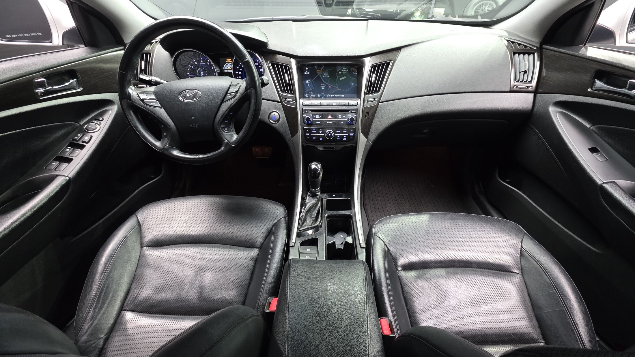 HYUNDAI SONATA THE BRILLIANT 2012