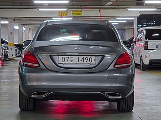MERCEDES BENZ C-CLASS W205 2018