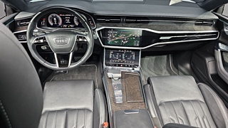 AUDI A7 4K 2020