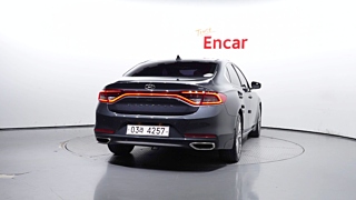 HYUNDAI GRANDEUR IG 2017
