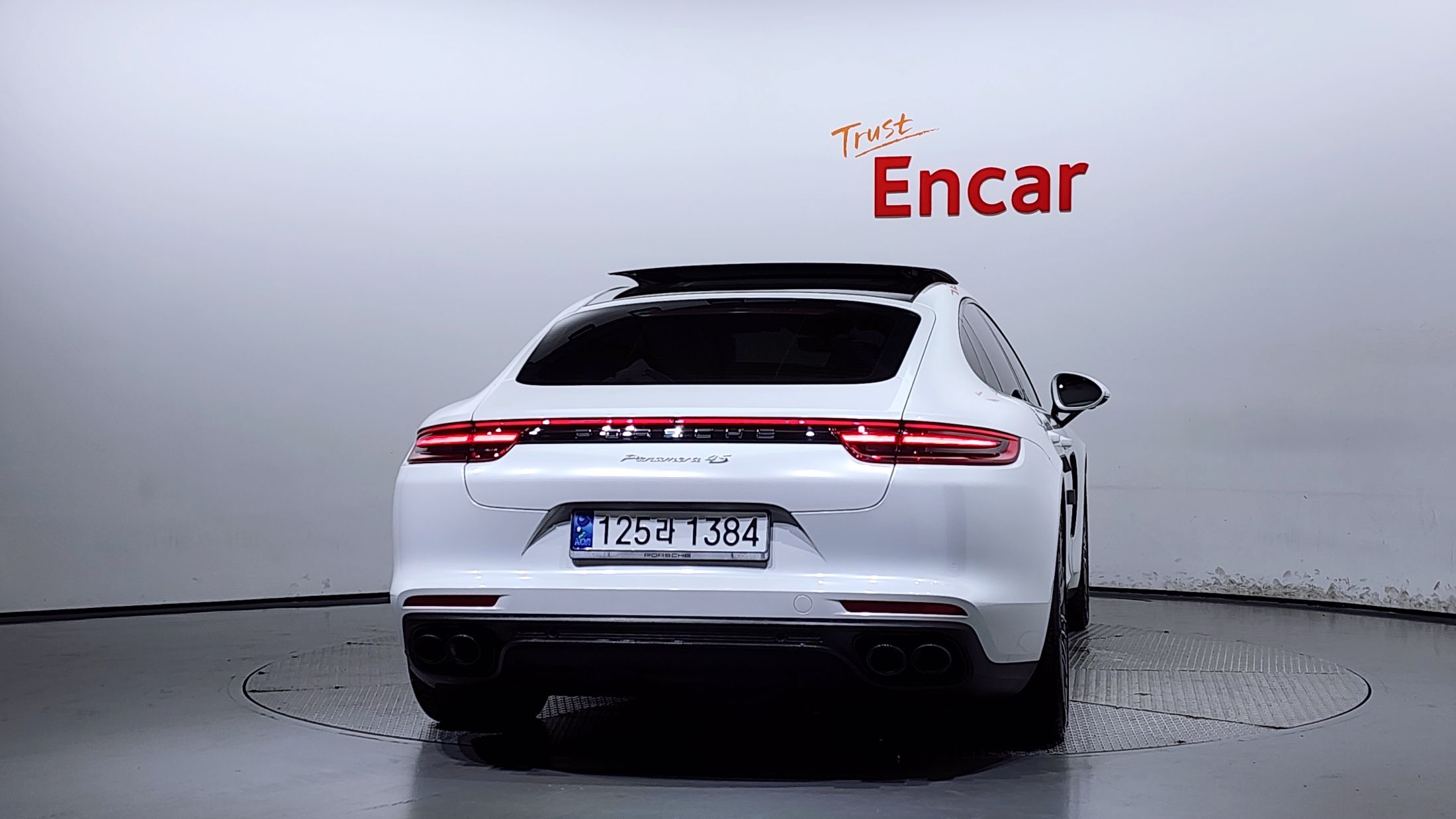 PORSCHE PANAMERA 971 2018