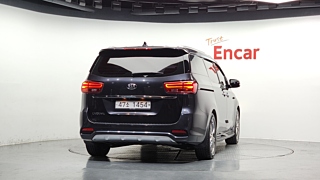 KIA CARNIVAL 2018