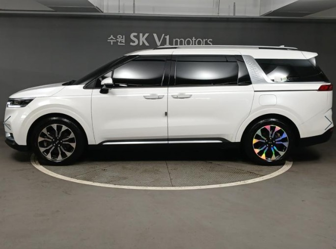 KIA CARNIVAL 2021