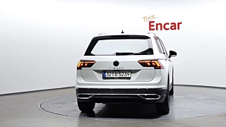 VOLKSWAGEN TIGUAN  2 GENERATION 2.0 TDI Premium 2021