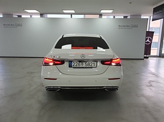 MERCEDES BENZ E-CLASS W213 2020