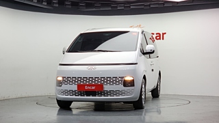 HYUNDAI STARIA 2023
