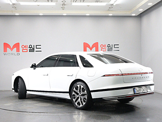 HYUNDAI GRANDEUR HYBRID GN7 2023