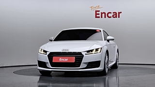 AUDI TT8S 2016