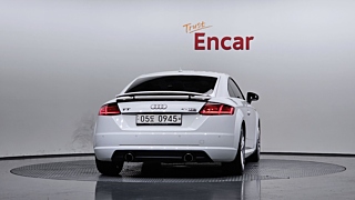 AUDI TT8S 2016