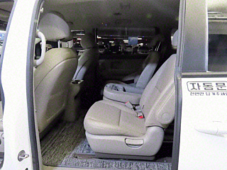 KIA CARNIVAL 2016