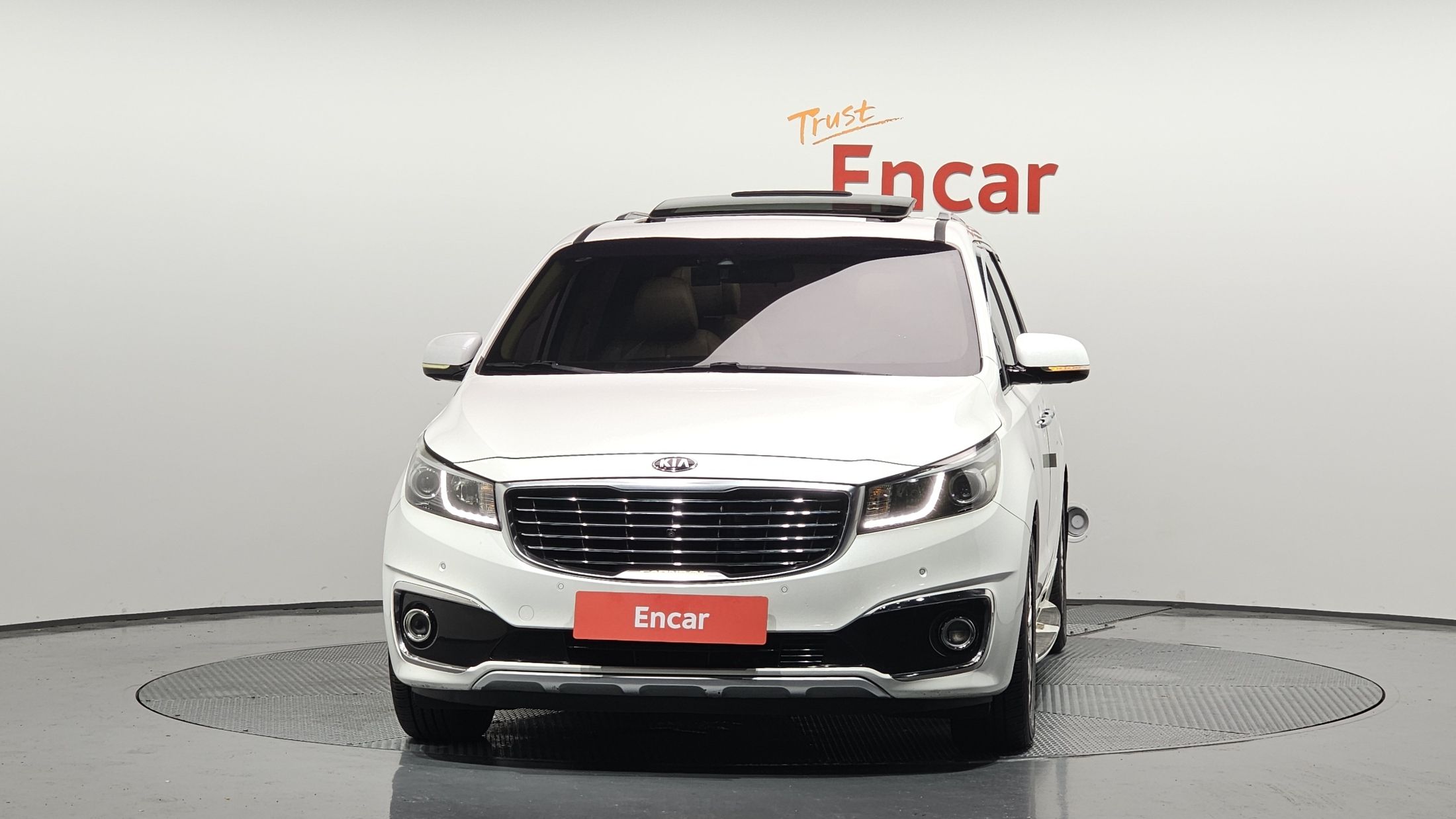 KIA CARNIVAL 2017