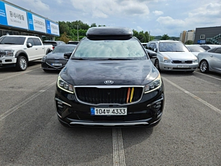 KIA CARNIVAL 2018