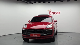 PORSCHE MACAN  2022