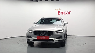 VOLVO V90 CROSS COUNTRY  2023