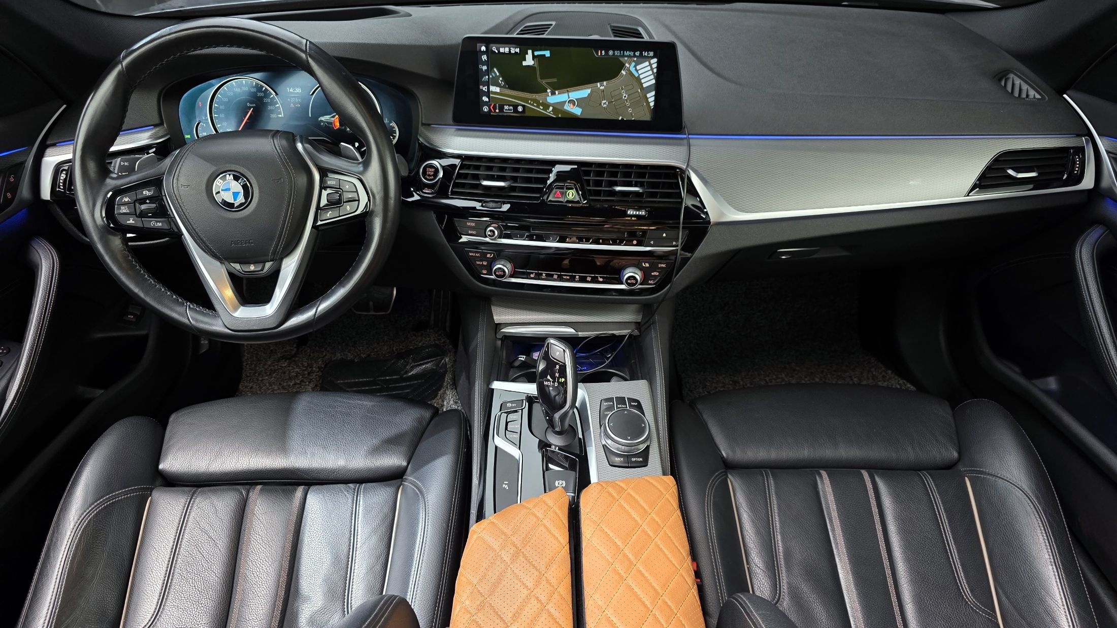 BMW 5-SERIES G30 2017