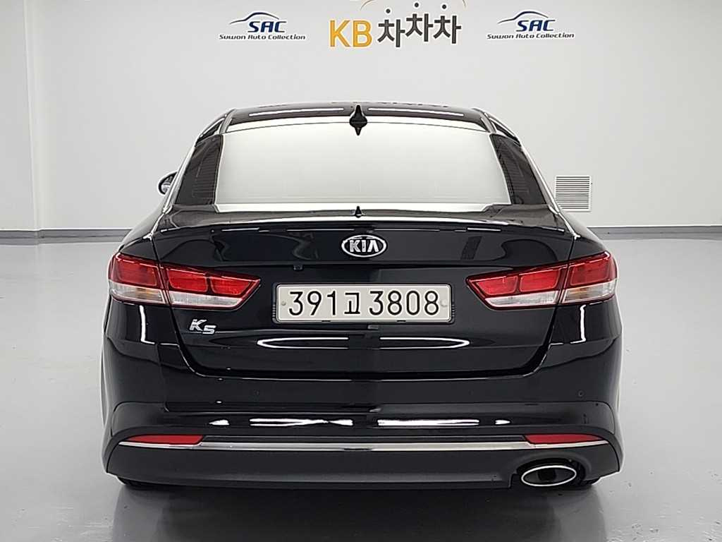 KIA K5 2016