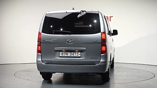 HYUNDAI STAREX GRAND  Van 5 Seater 2020