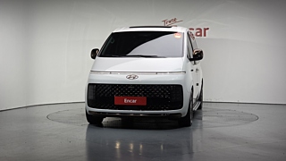HYUNDAI STARIA 2024
