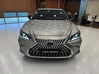 LEXUS ES300H  2025