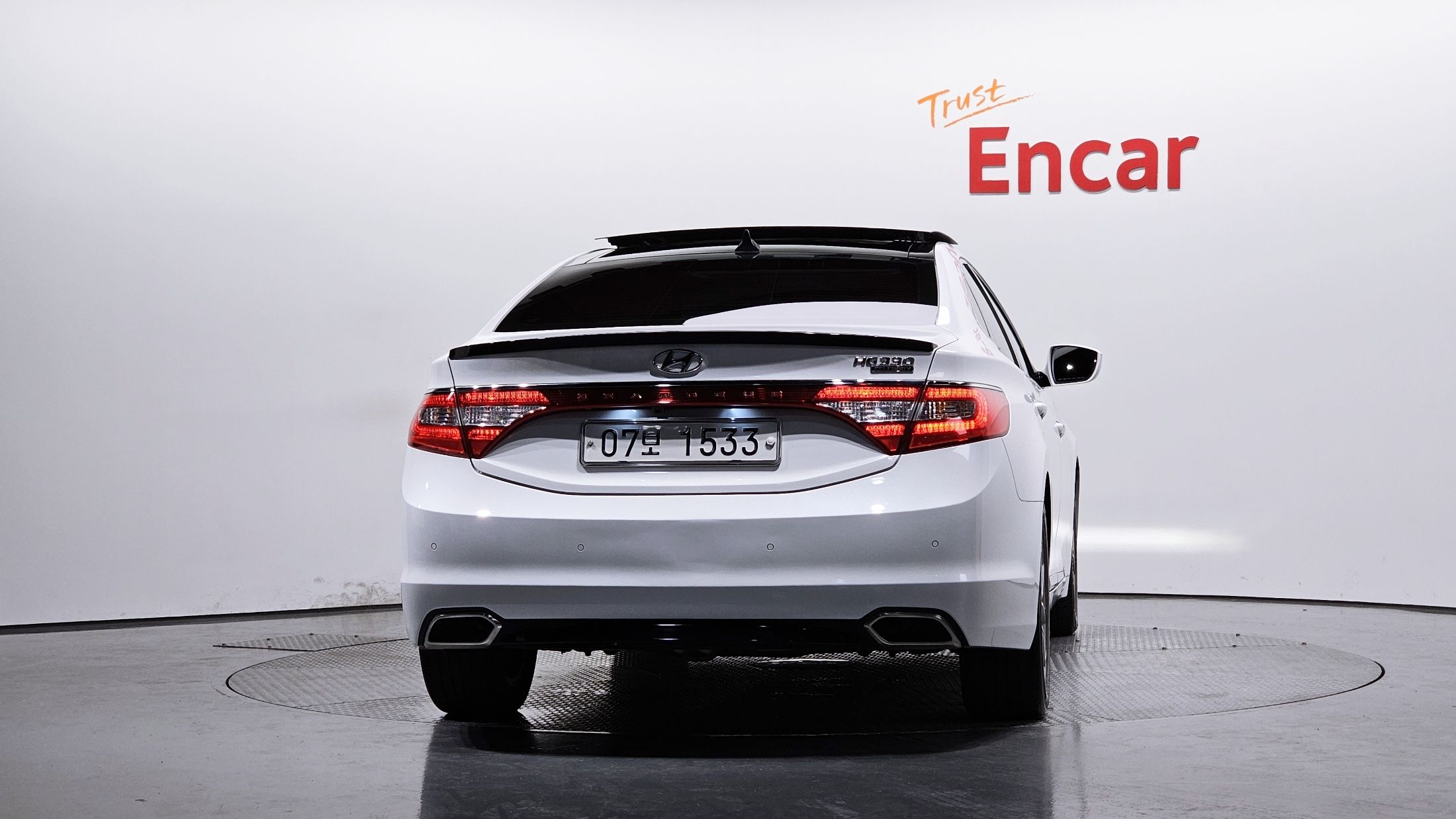 HYUNDAI GRANDEUR HG 2016