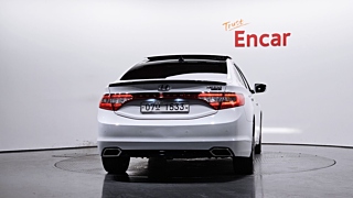 HYUNDAI GRANDEUR HG 2016