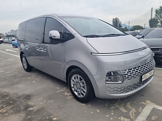 HYUNDAI STARIA 2021