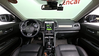 SAMSUNG QM6 2020