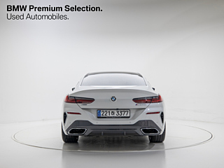 BMW 8-SERIES G15 2023