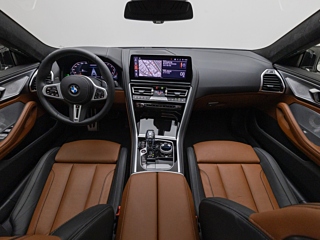 BMW 8-SERIES G15 2023