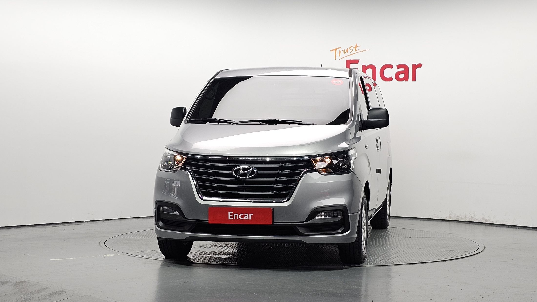 HYUNDAI STAREX GRAND 2019