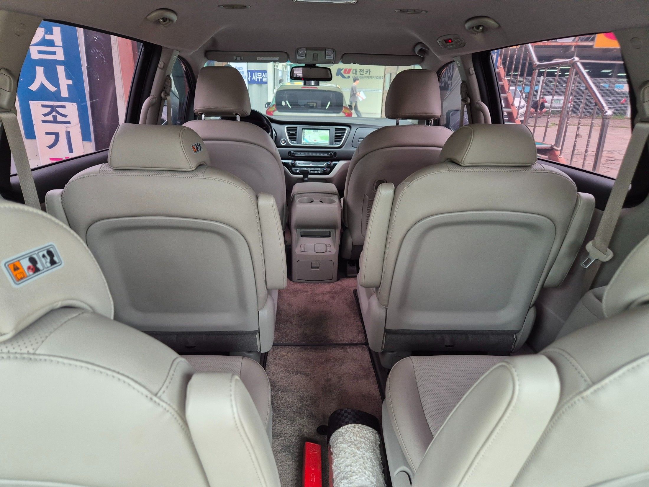 KIA CARNIVAL 2017