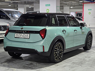 MINI COOPER S  4 GENERATION 5 Door 2024