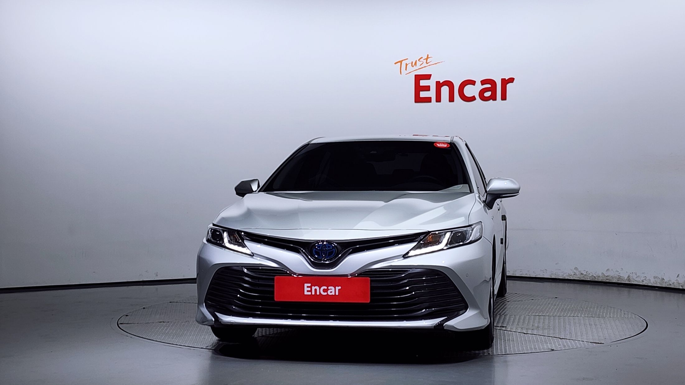 TOYOTA CAMRY XV70 2019