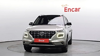 HYUNDAI VENUE  2019