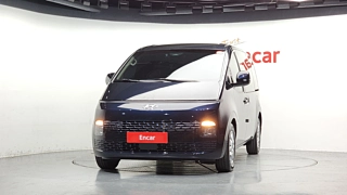 HYUNDAI STARIA 2023